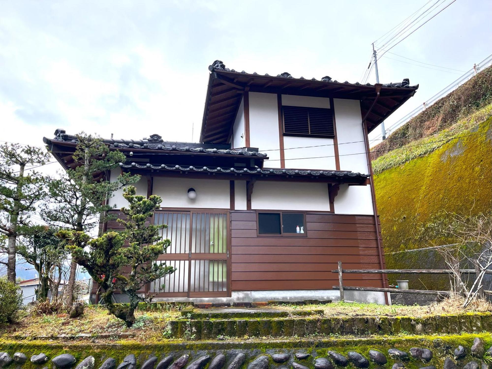 Guest House Iwato Такачихо Екстериор снимка